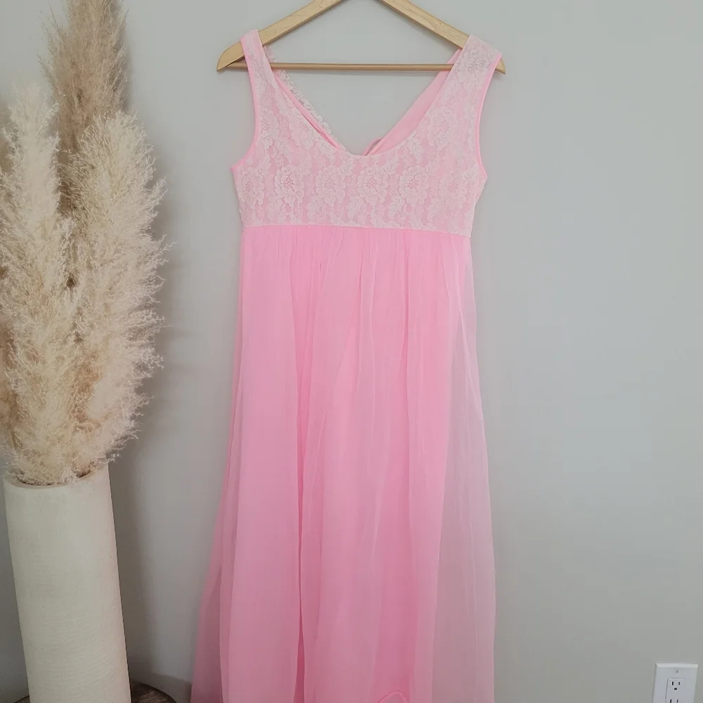 Vintage lace barbiecore ruffle baby doll nightgown lingerie - Picture 7 of 7